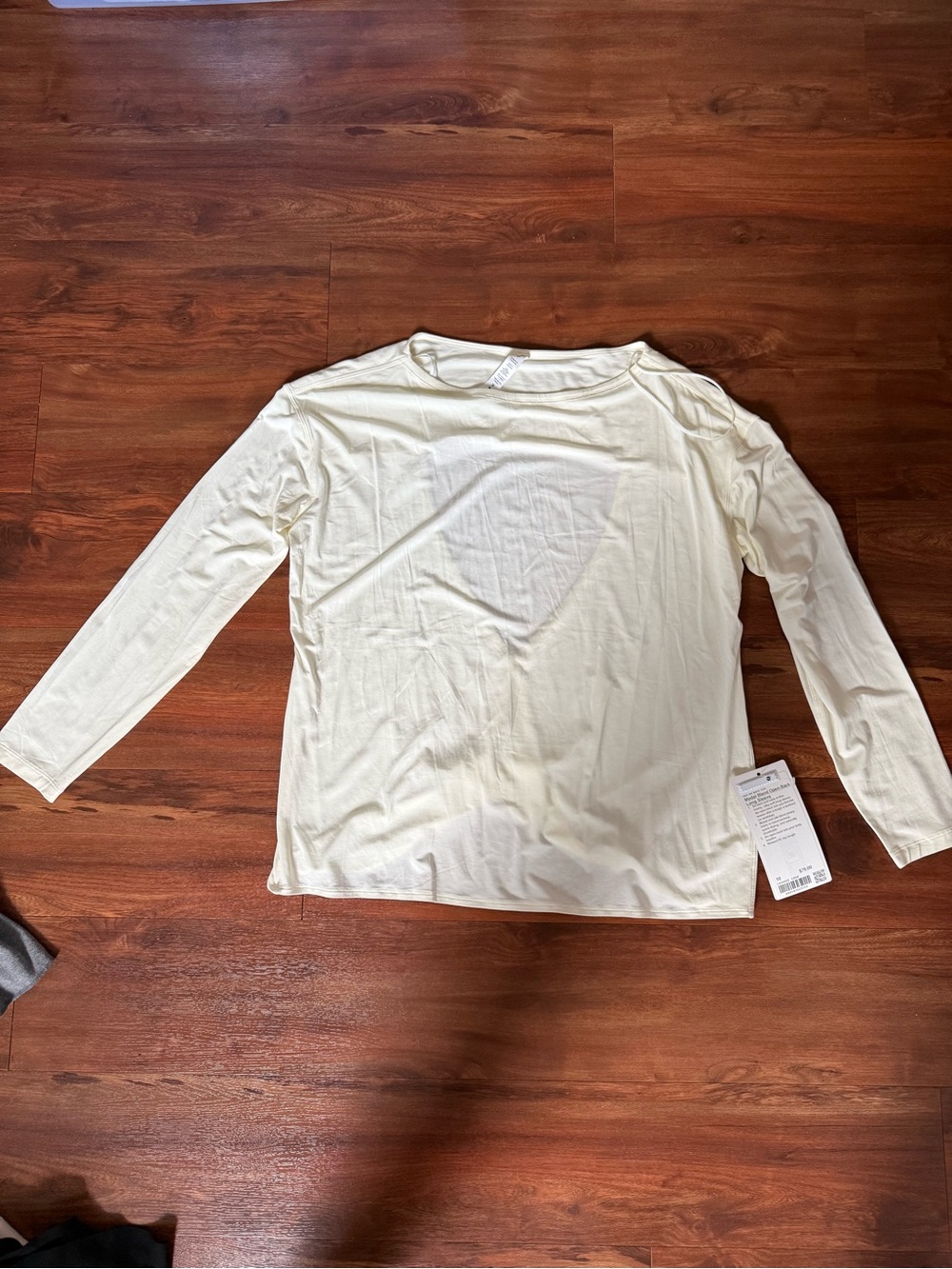 lululemon athletica Women's Long-Sleeve Tee - Cream